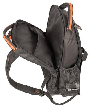 Kaymaz Plastik Sert Alt Kısımlı Sırt Çantası